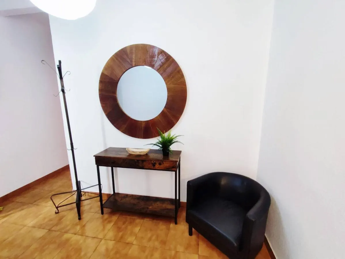 Apartment Amplio Apartamento Con Terraza L'Hospitalet de Llobregat